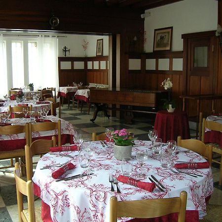 Готель Le Relais De Ceilhes Екстер'єр фото